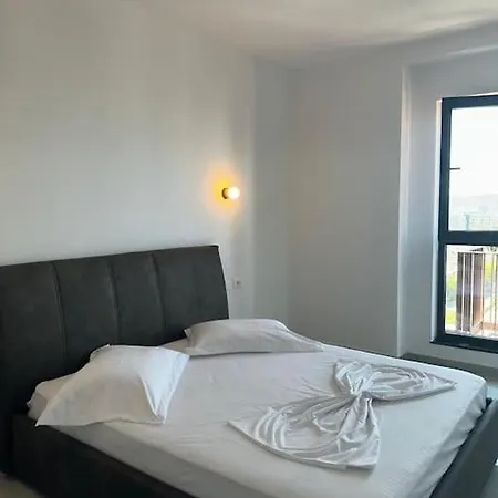Chic Garden Apartment Tirana