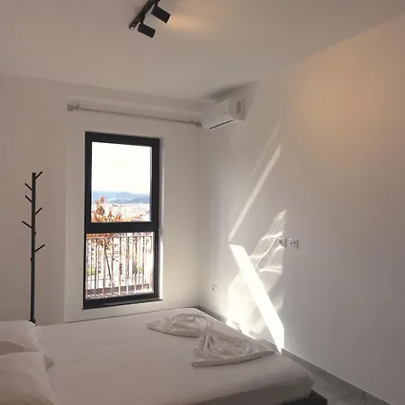 Chic Garden Apartment Tirana